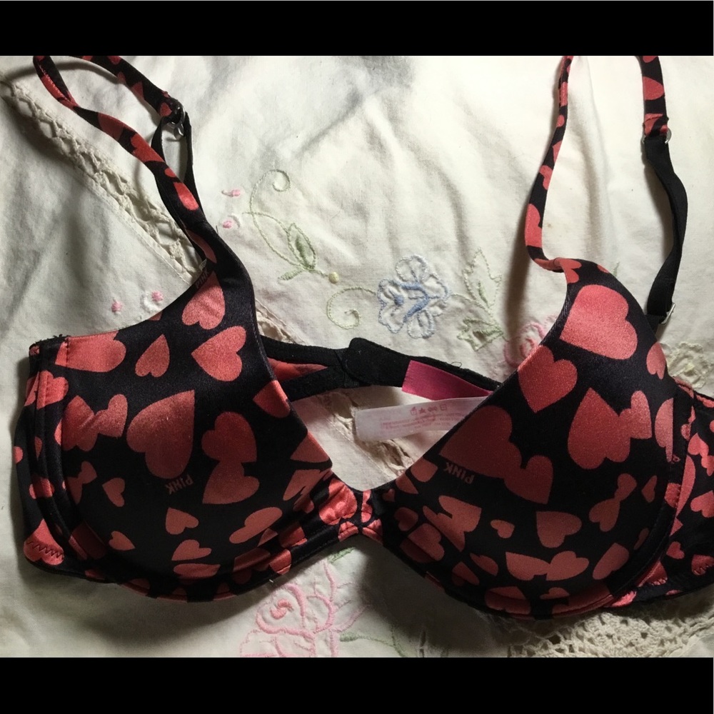 Love pink Heart bra size 34B scoopneck bra